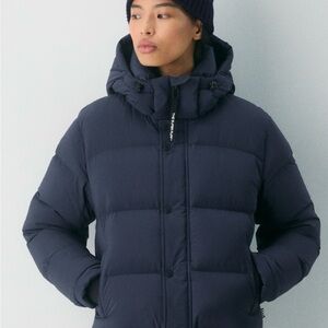 Aritzia Admiral Blue Super Puff Shorty